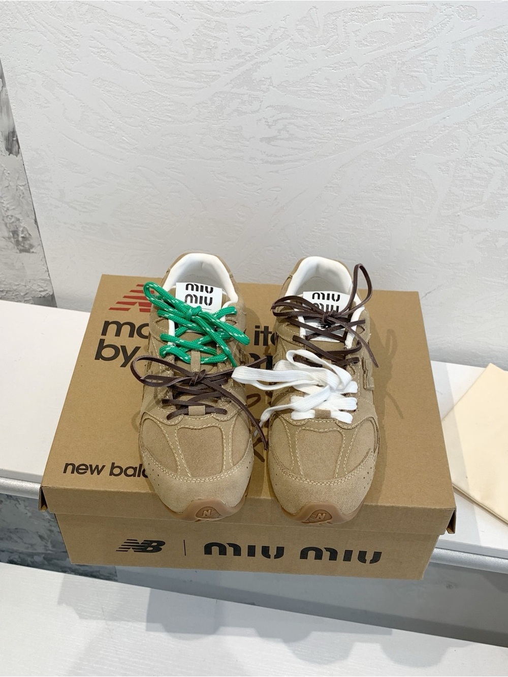 Womens Miu Miu x New Balance 530 SL Sneakers